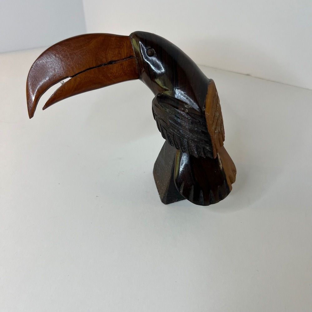 Handcarved Wooden Toucan Sculpture 4 x 6" Mixed Wood